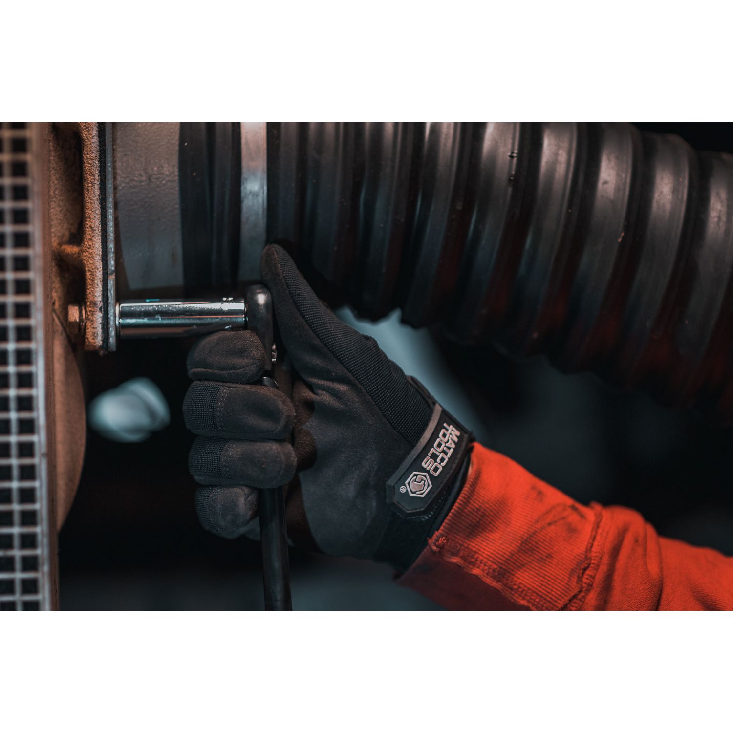 21-3-8-drive-12-1-2-eighty8-tooth-locking-flex-head-ratchet-with-ergo-handle-orange-1.jpg