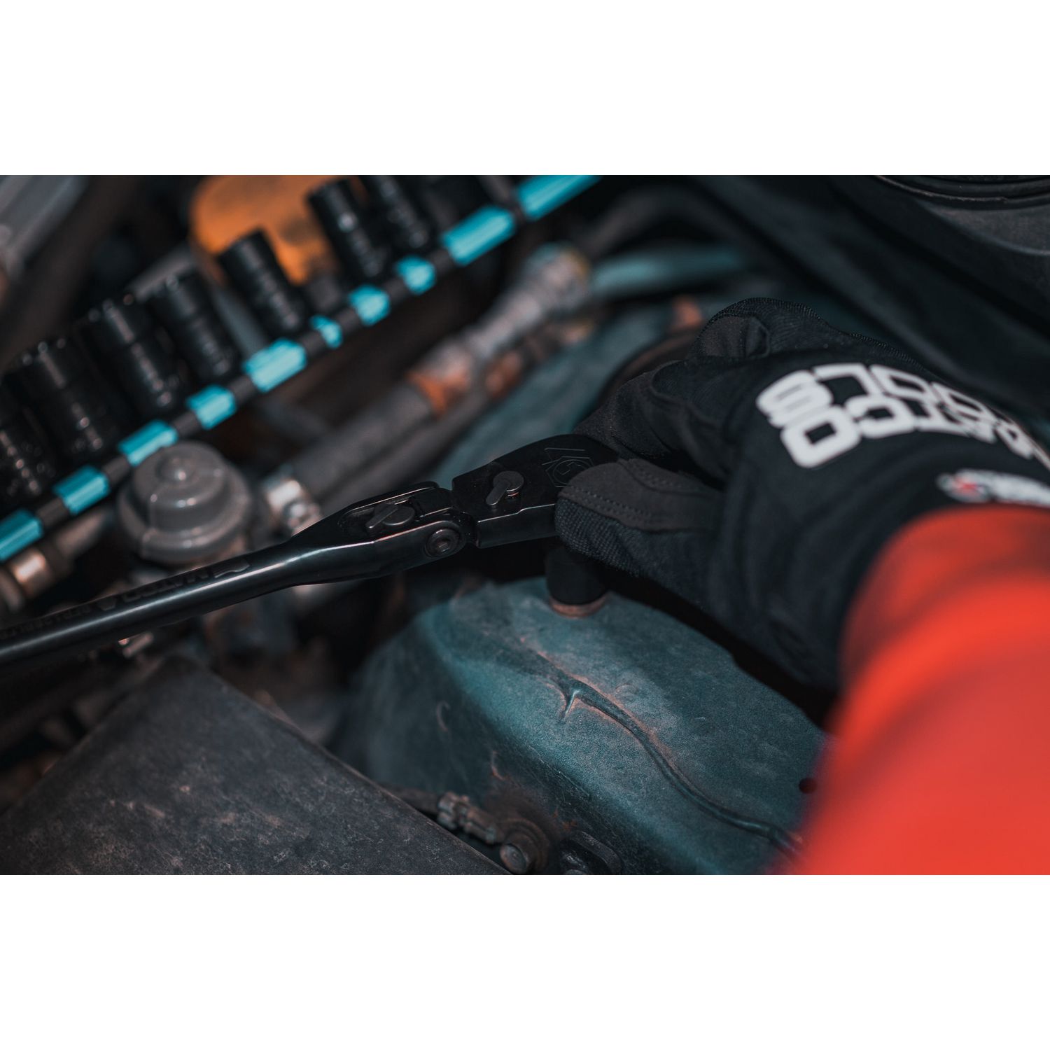 21-3-8-drive-12-1-2-eighty8-tooth-locking-flex-head-ratchet-with-ergo-handle-orange-1.jpg