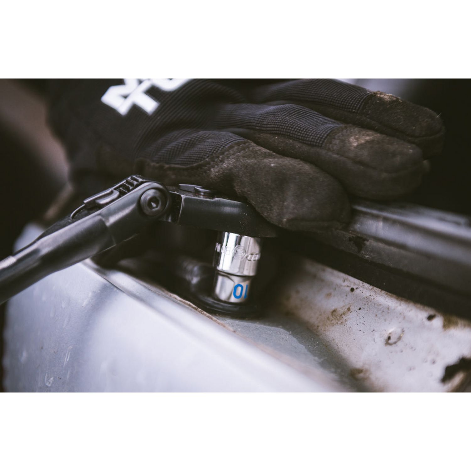 6-3-8-drive-12-1-2-eighty8-tooth-black-chrome-locking-flex-ratchet-with-ergo-handle-green-1.jpg