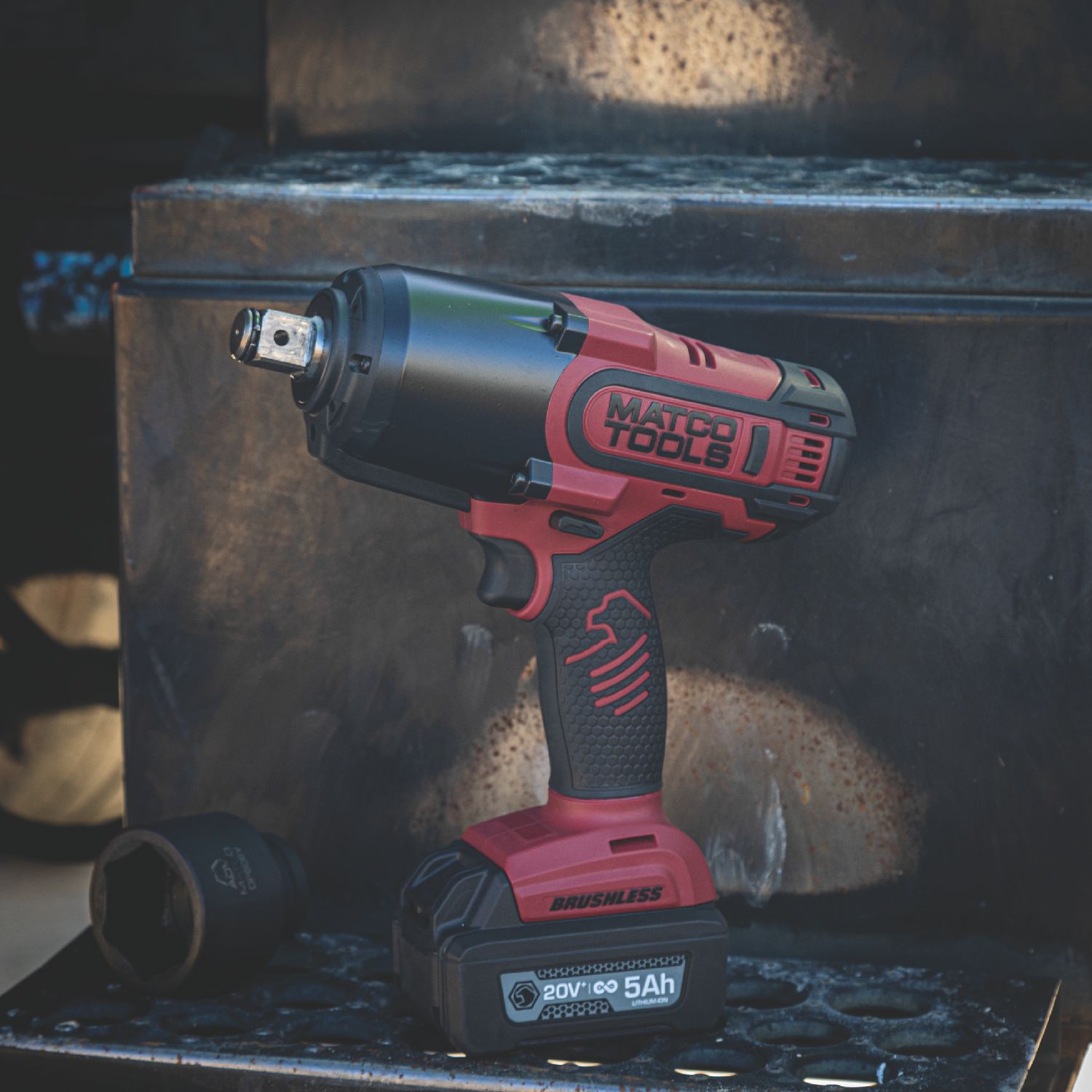 6486-20v-cordless-infinium-3-4-drive-brushless-impact-wrench-kit-burgundy-1.jpg