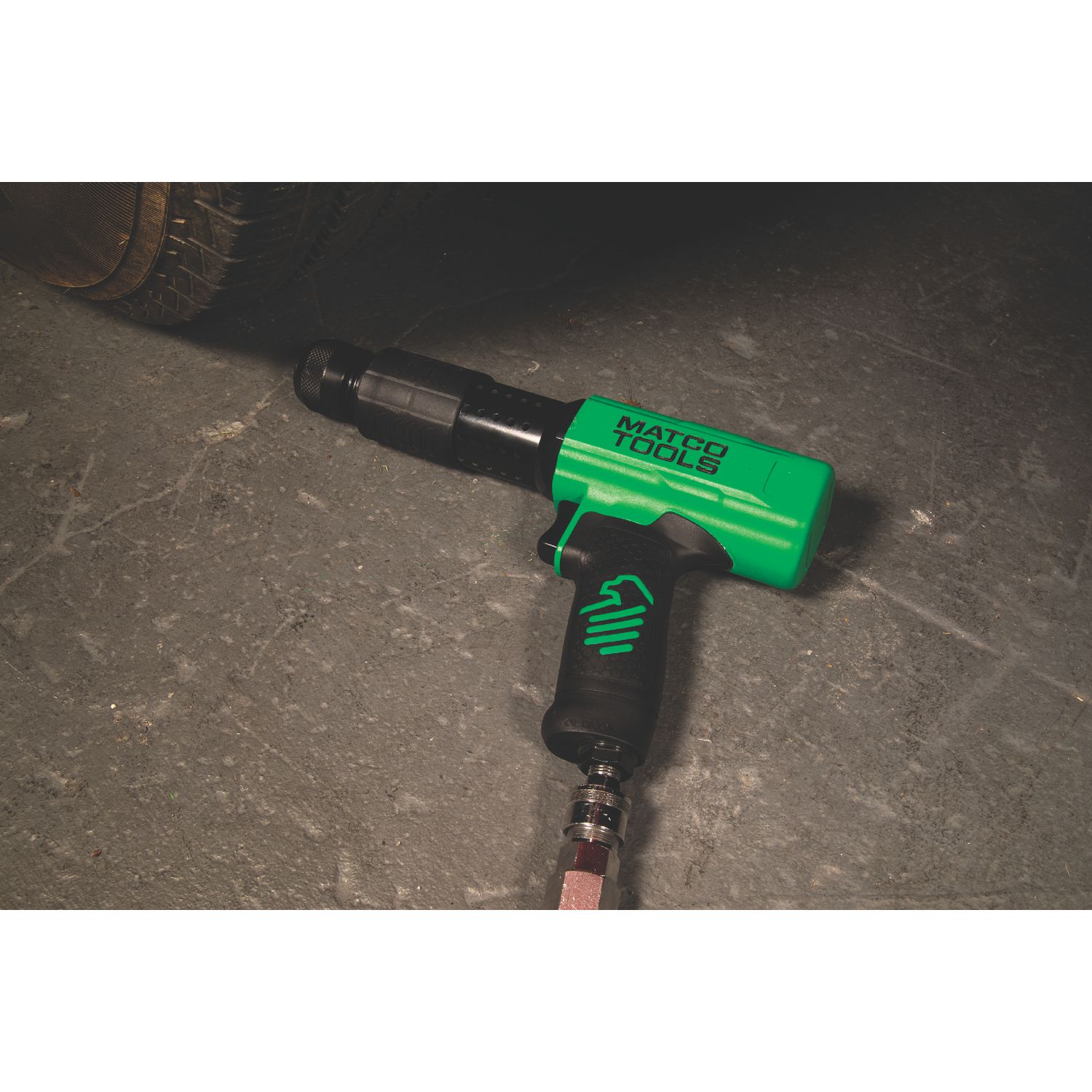6505-long-barrel-pneumatic-air-hammer-green-1.jpg