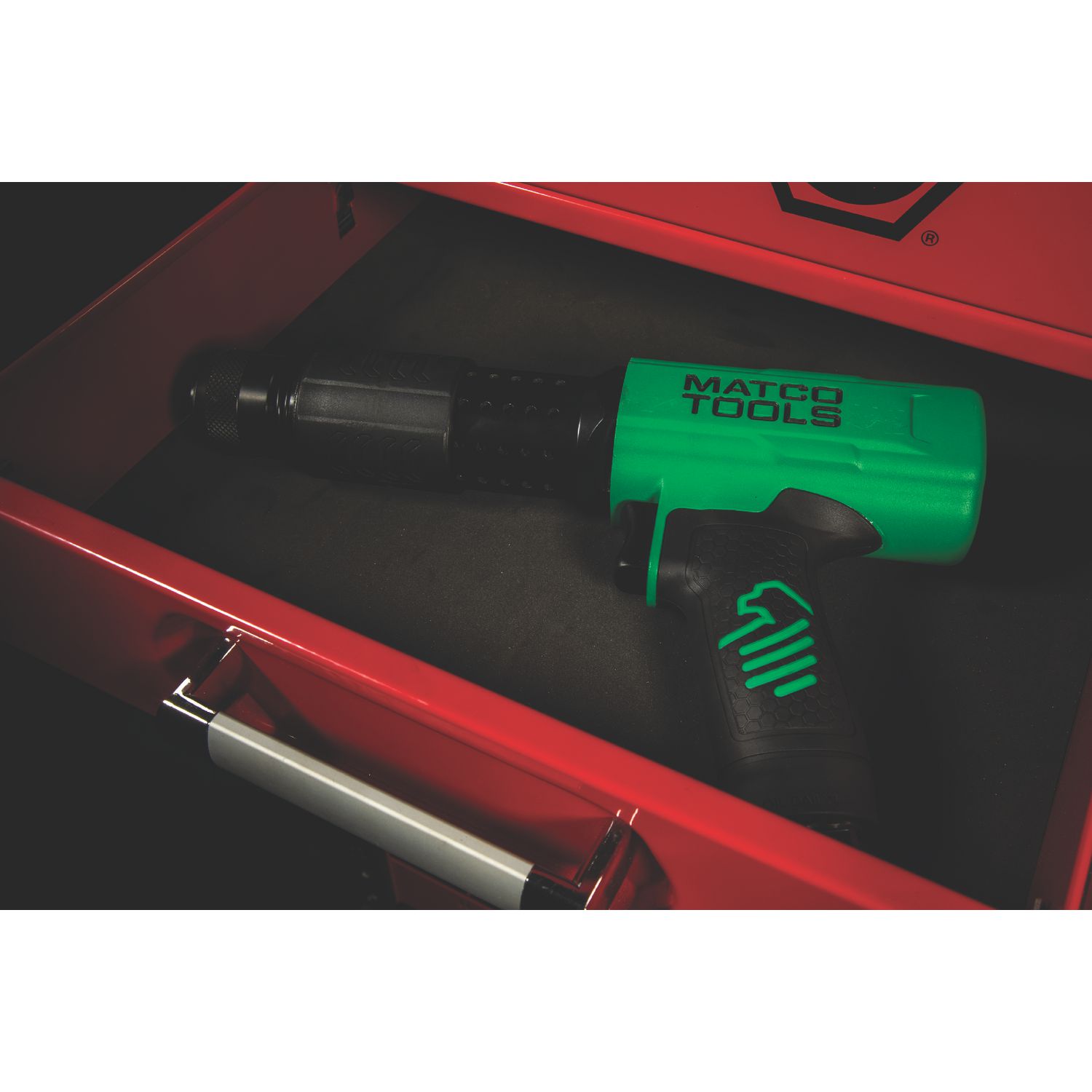 6505-long-barrel-pneumatic-air-hammer-green-1.jpg