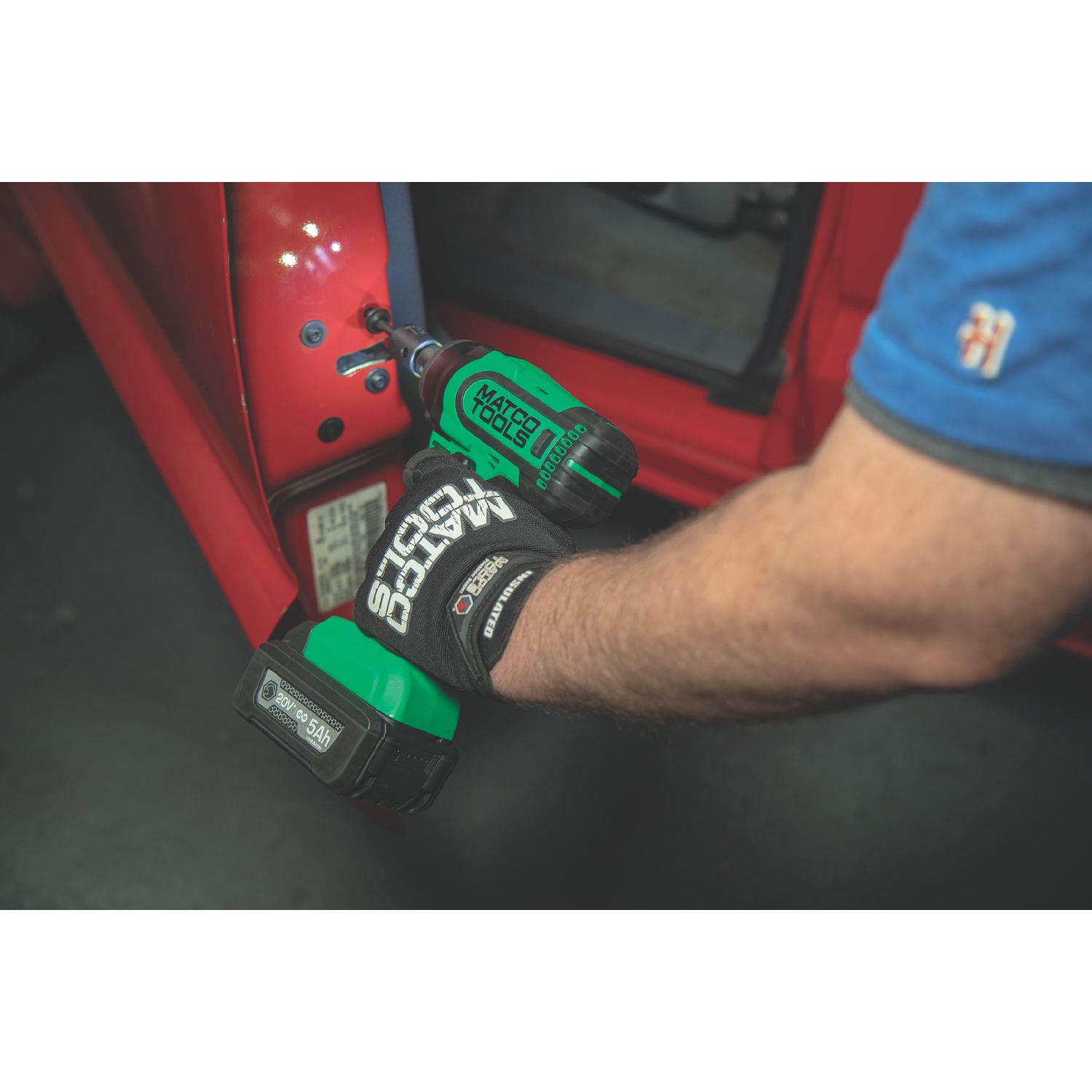 6509-20v-cordless-infinium-3-8-drive-brushless-impact-wrench-kit-green-1.jpg