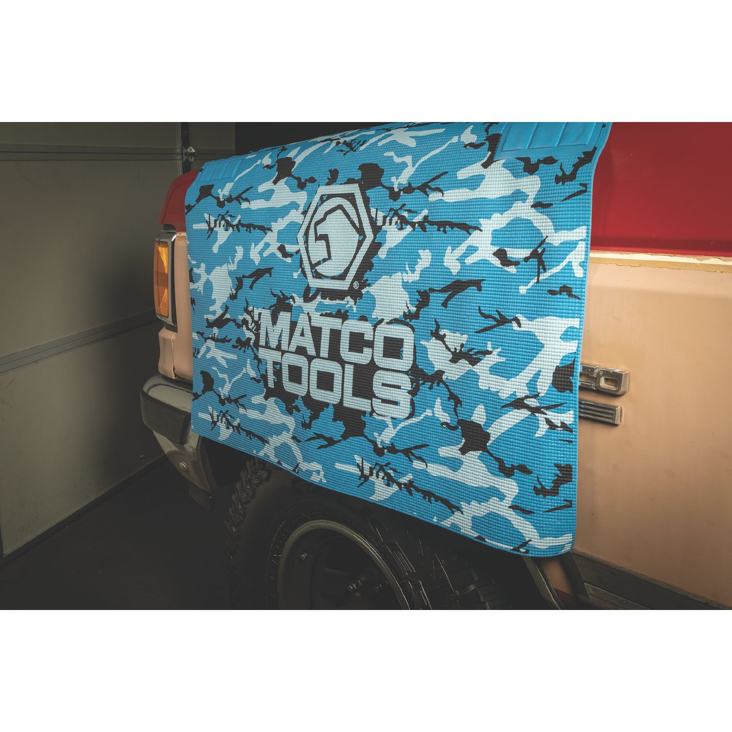 8071-magnetic-fender-cover-blue-camo-1.jpg