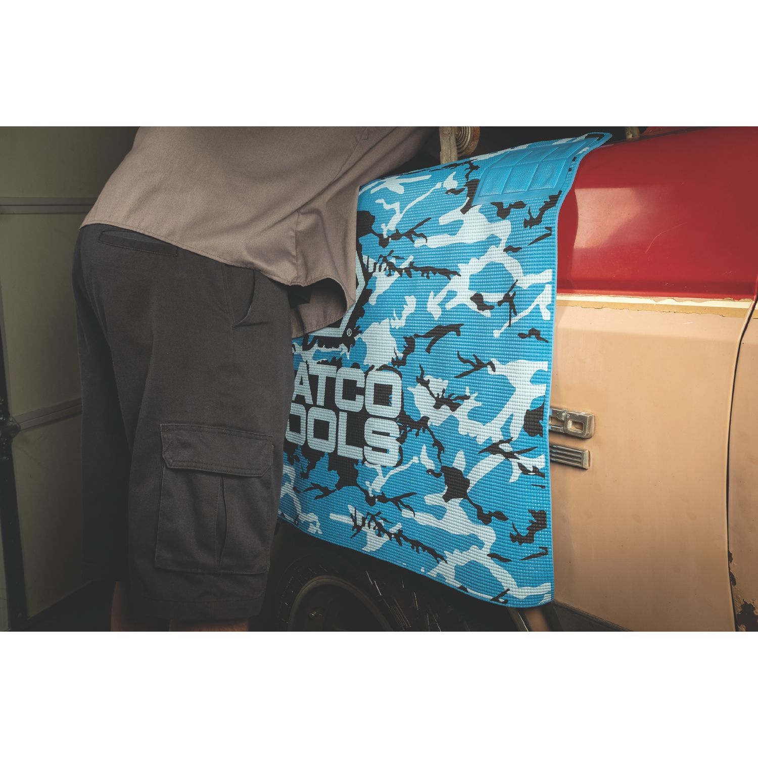 8071-magnetic-fender-cover-blue-camo-1.jpg